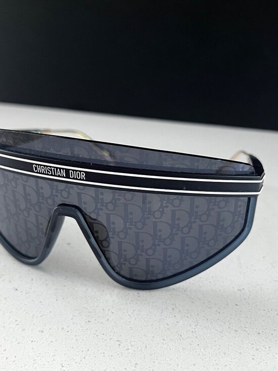 Dior Shield Sunglasses Navy LOGO DIORCLUB M2U 31B8 main image 7